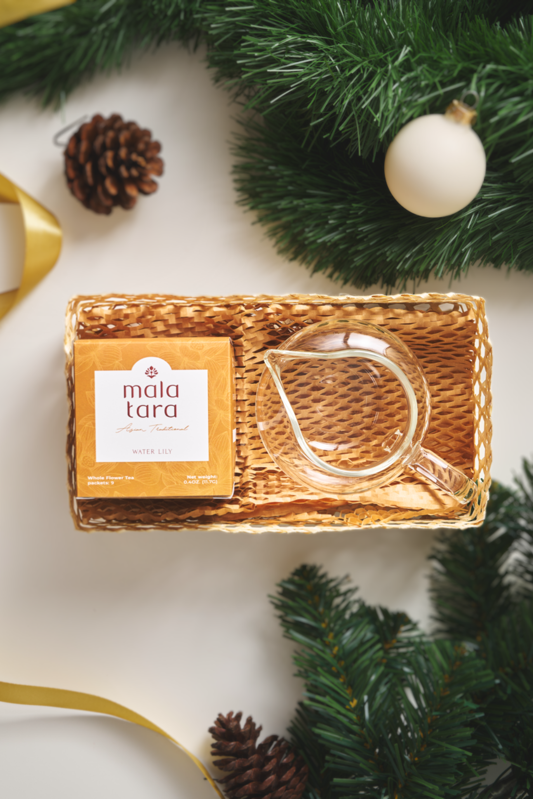 Blooming Starter Gift Box with Organic Whole Flower Tea & Glass Teapot