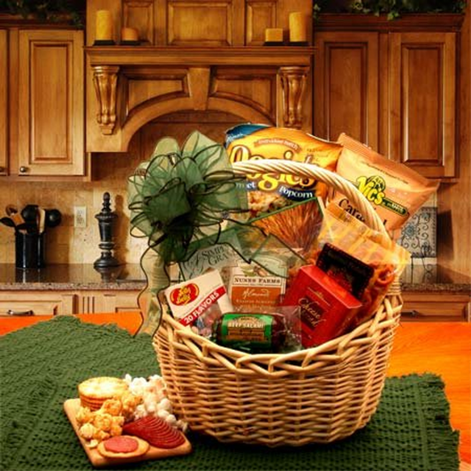 Snackers Delights Gift Basket - A Delicious Assortment of Gourmet Treats