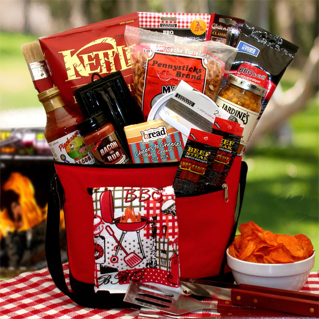 The Master Griller BBQ Gift Chest - Barbecue Gift Basket | Perfect Gift for Grilling Enthusiasts