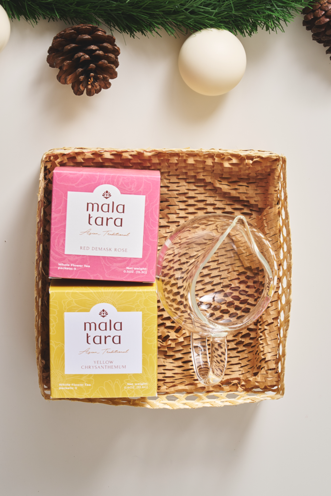 Blooming Deluxe Gift Box with Organic Whole Flower Teas & Glass Teapot